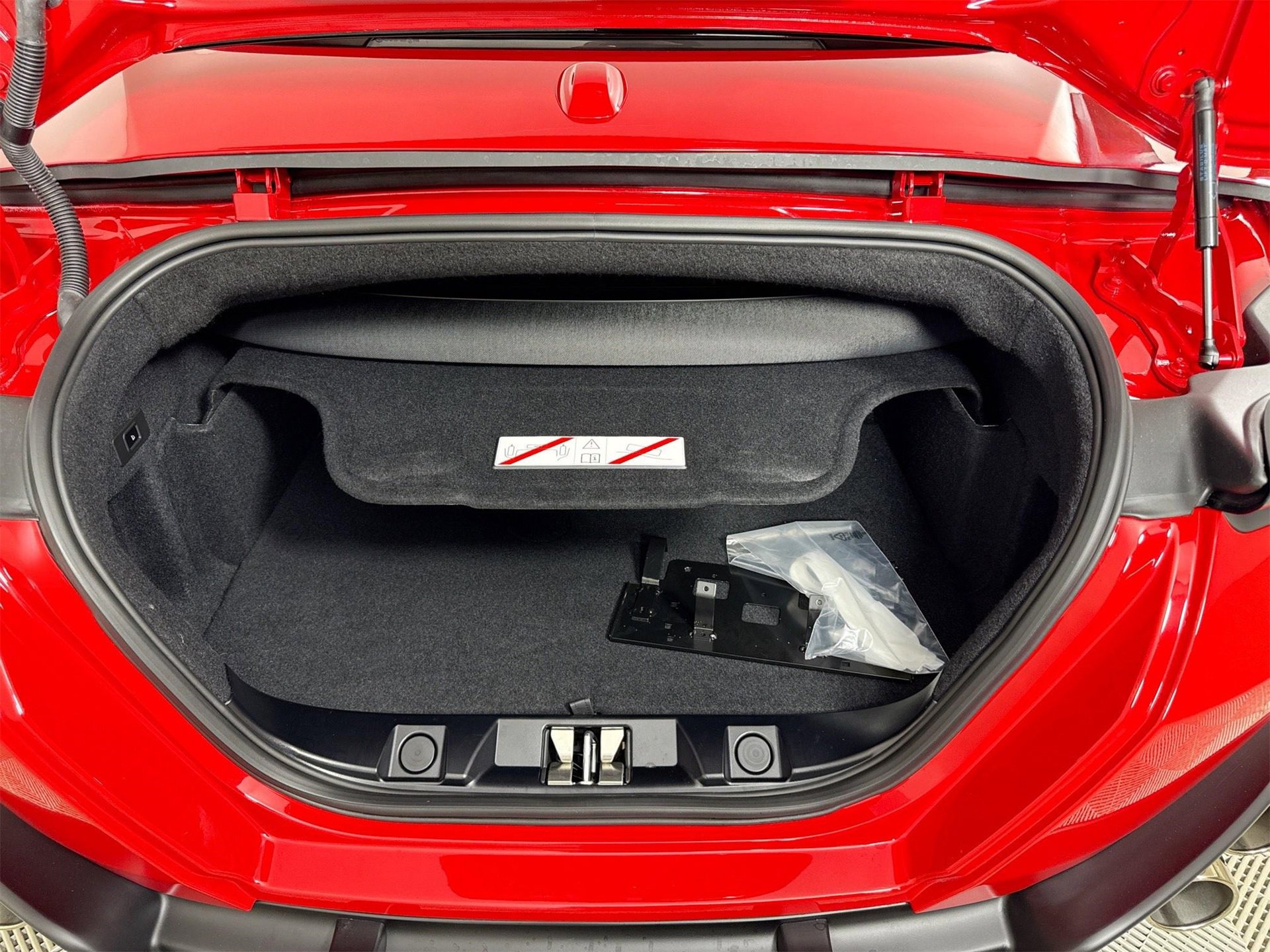 Certified 2024 Ferrari Roma Spider image 28