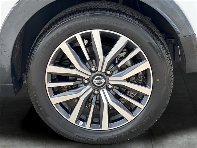 Used 2021 Nissan Kicks SV image 7