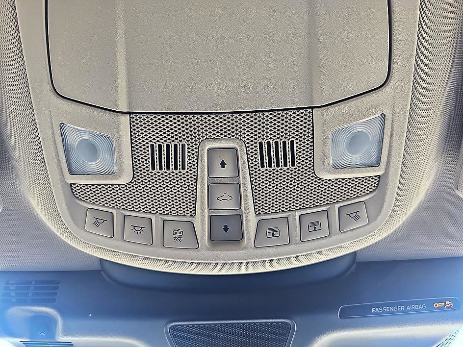 Used 2023 Lincoln Nautilus Reserve w/ Equipment Group 201A FWD image 30