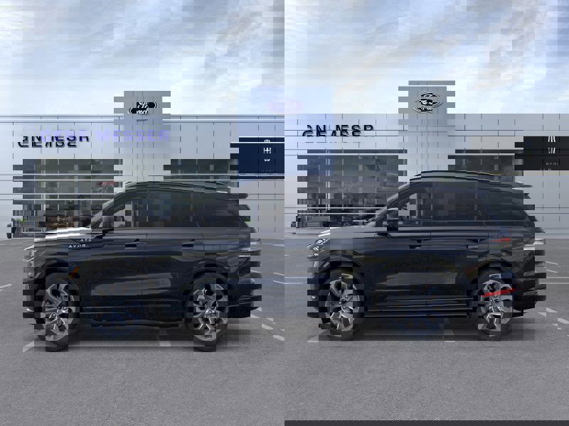 New 2026 Lincoln Aviator AWD w/ Jet Appearance Package image 25