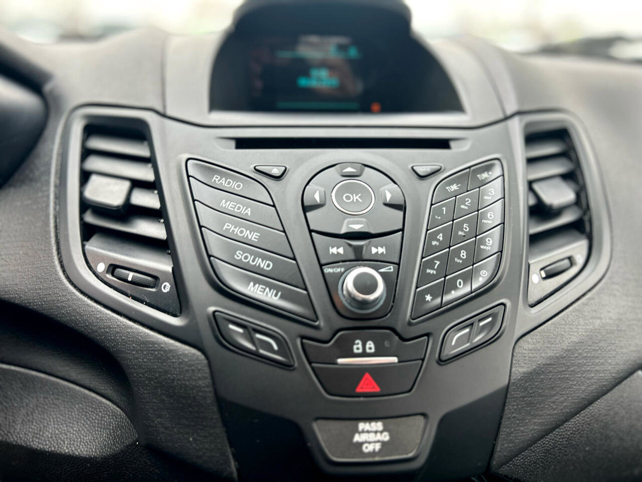 Used 2016 Ford Fiesta S image 19