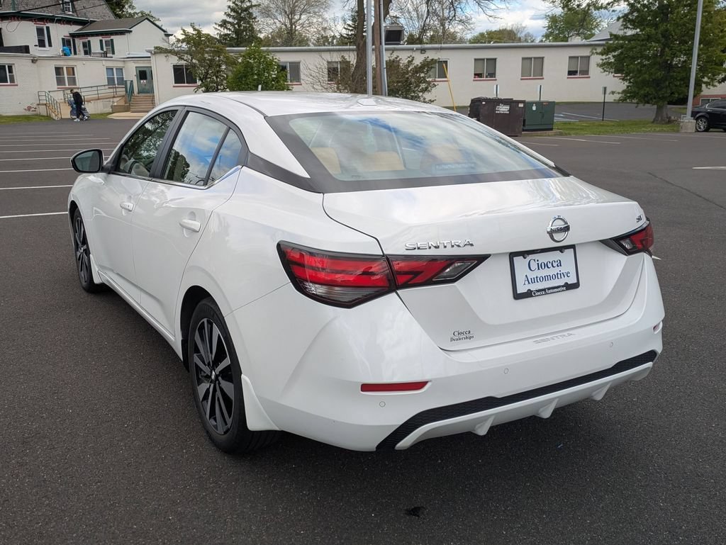 Used 2023 Nissan Sentra SV w/ SV Premium Package FWD image 7