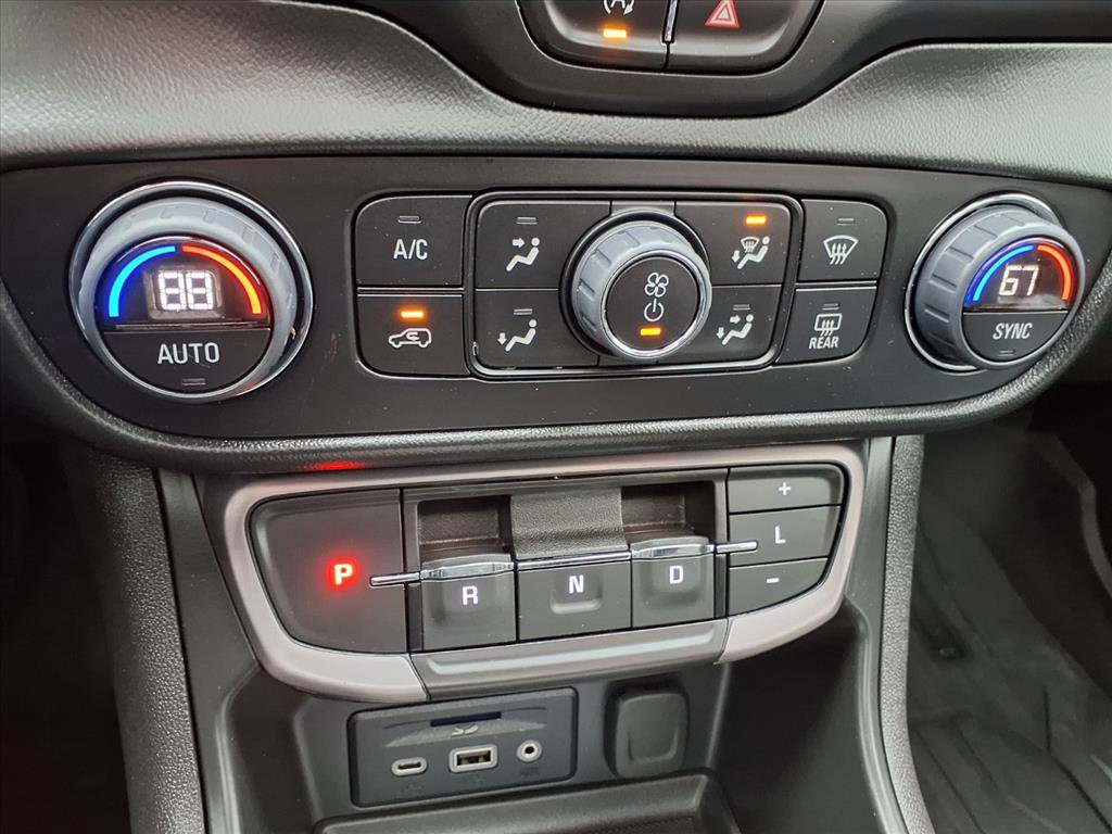 Used 2023 GMC Terrain AT4 w/ Tech Package image 7