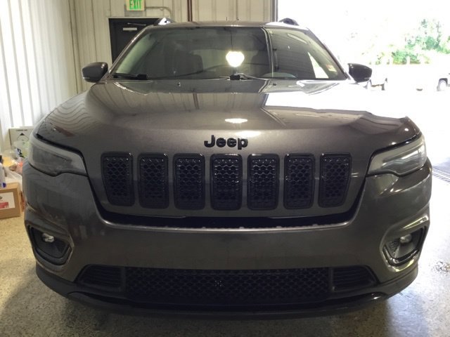 Used 2019 Jeep Cherokee Latitude Plus AWD/4WD image 6