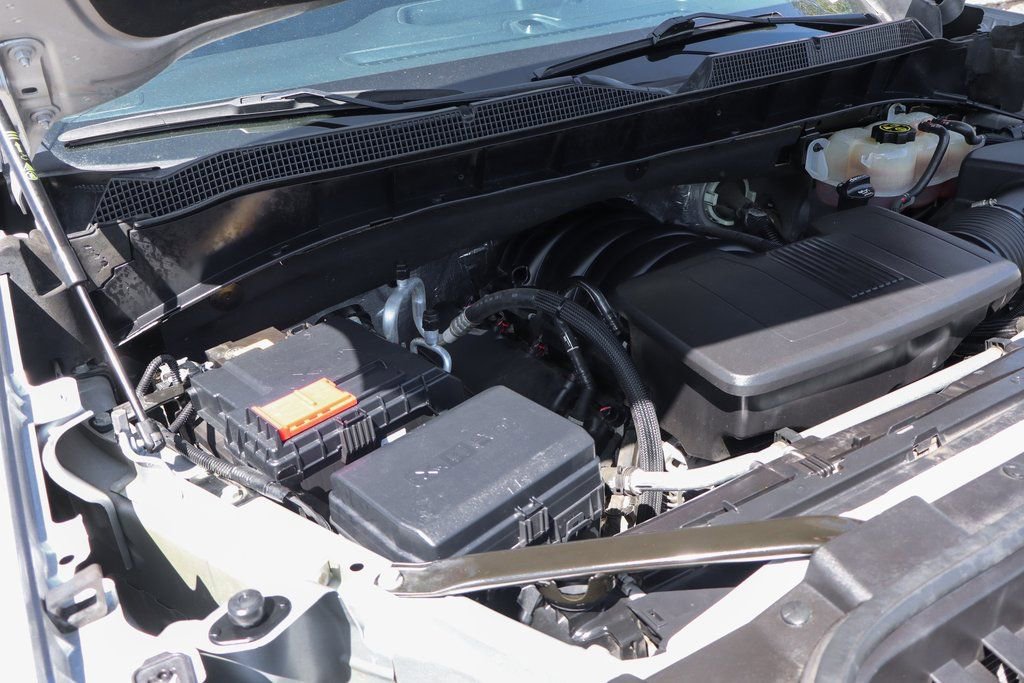 Used 2020 Chevrolet Silverado 1500 LT AWD/4WD image 11