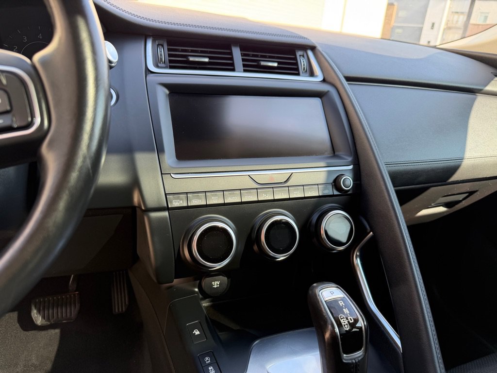 Used 2018 Jaguar E-PACE S AWD/4WD image 11