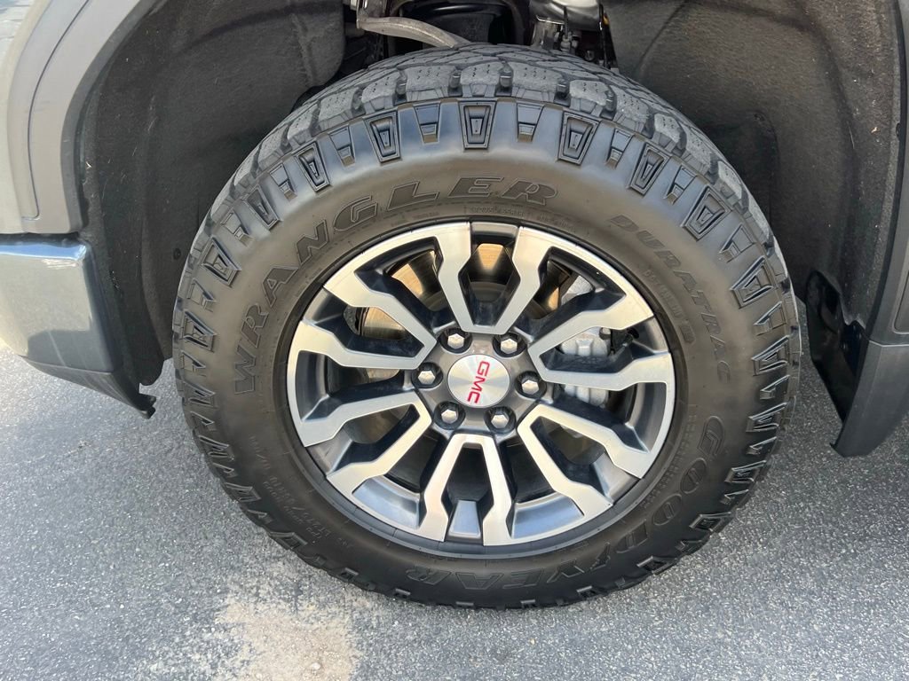 Used 2020 GMC Sierra 1500 AT4 w/ AT4 Premium Package image 16