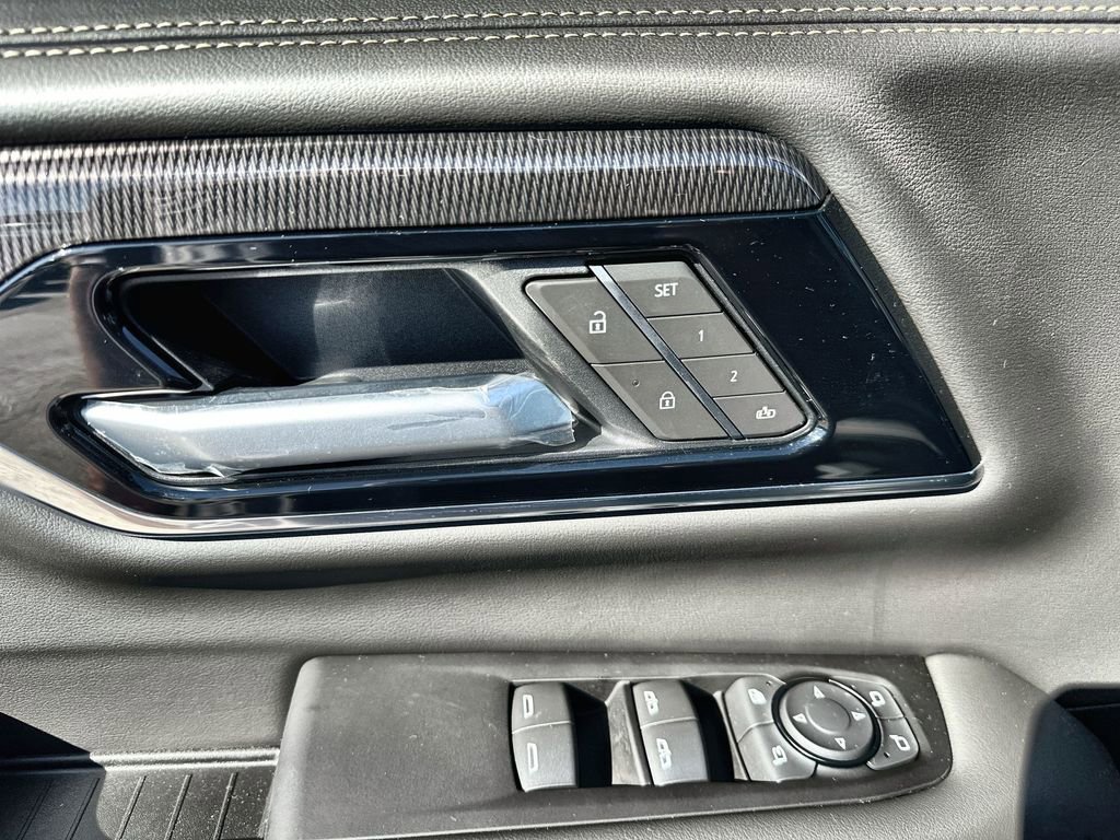 New 2026 GMC Yukon Elevation image 22