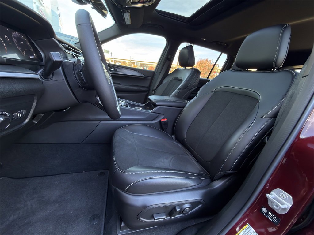 New 2025 Jeep Grand Cherokee L Altitude image 19