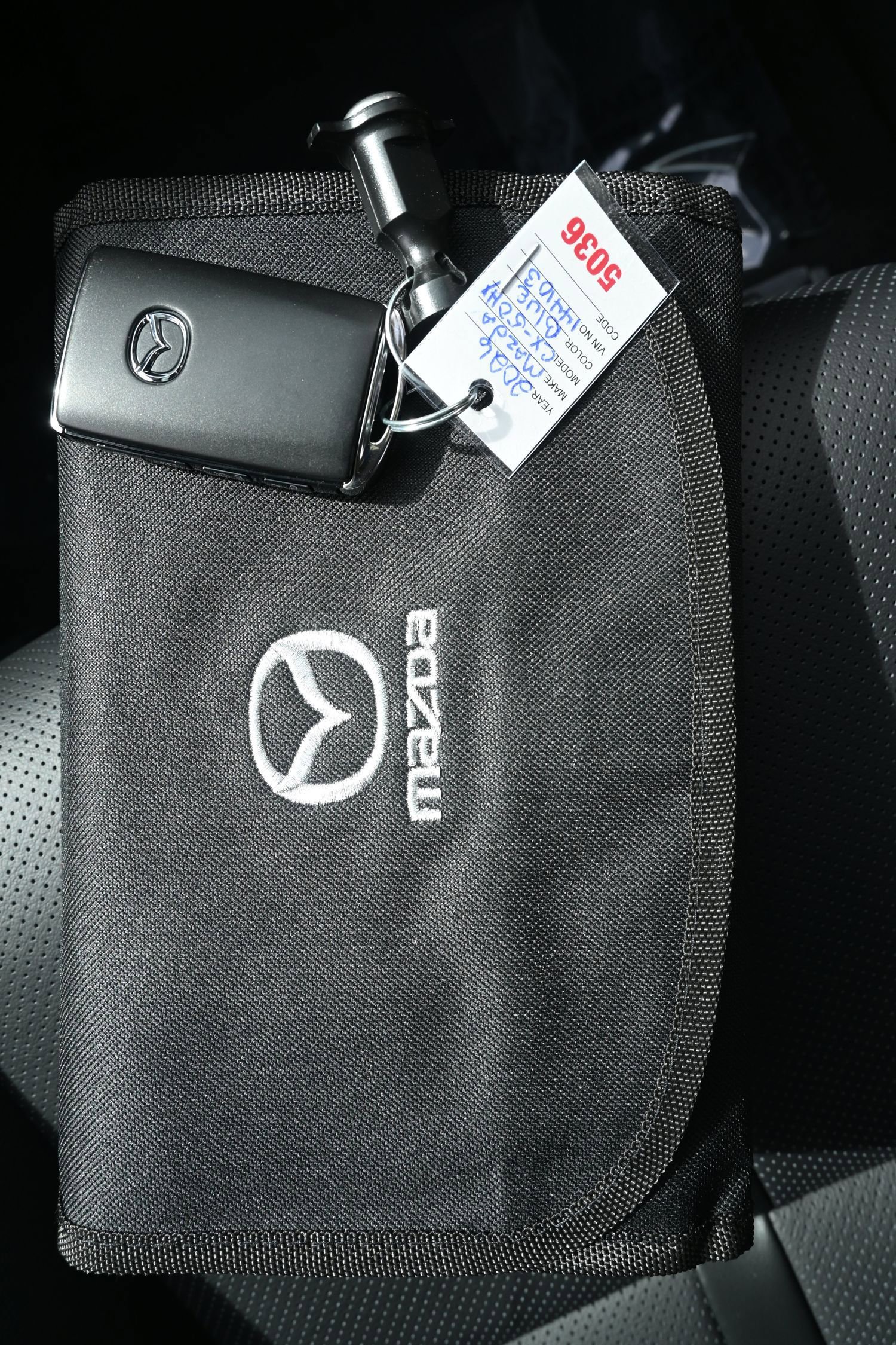 New 2026 MAZDA CX-50 AWD 2.5 Hybrid w/ Premium Pkg image 30