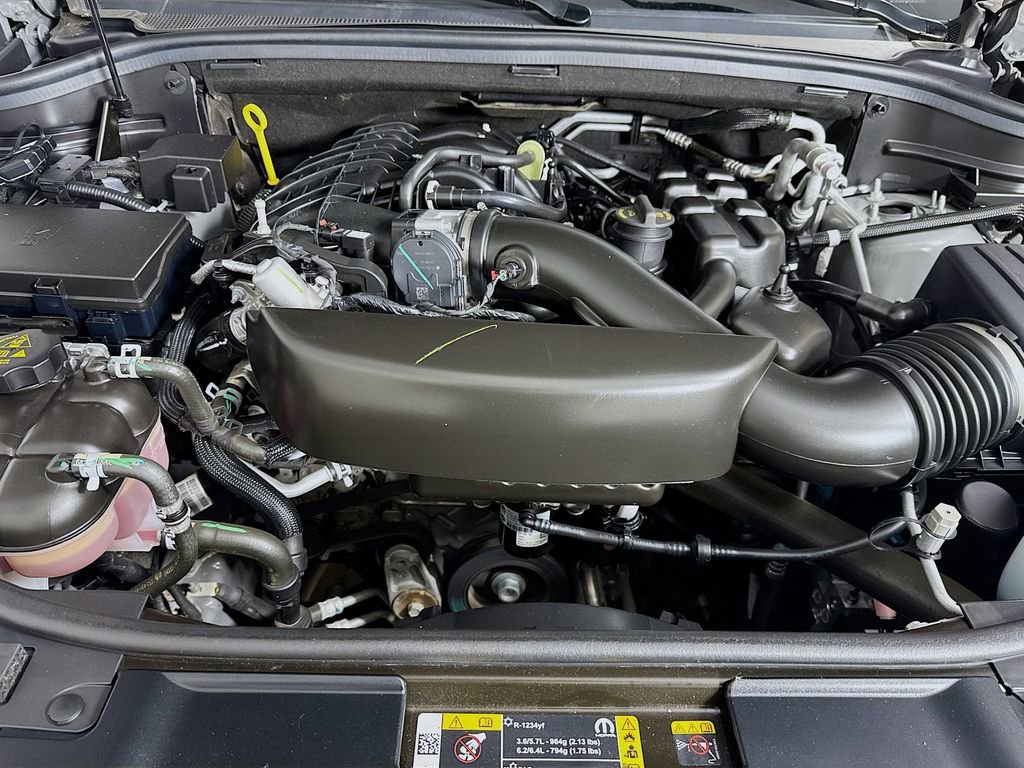 Used 2022 Dodge Durango GT image 38