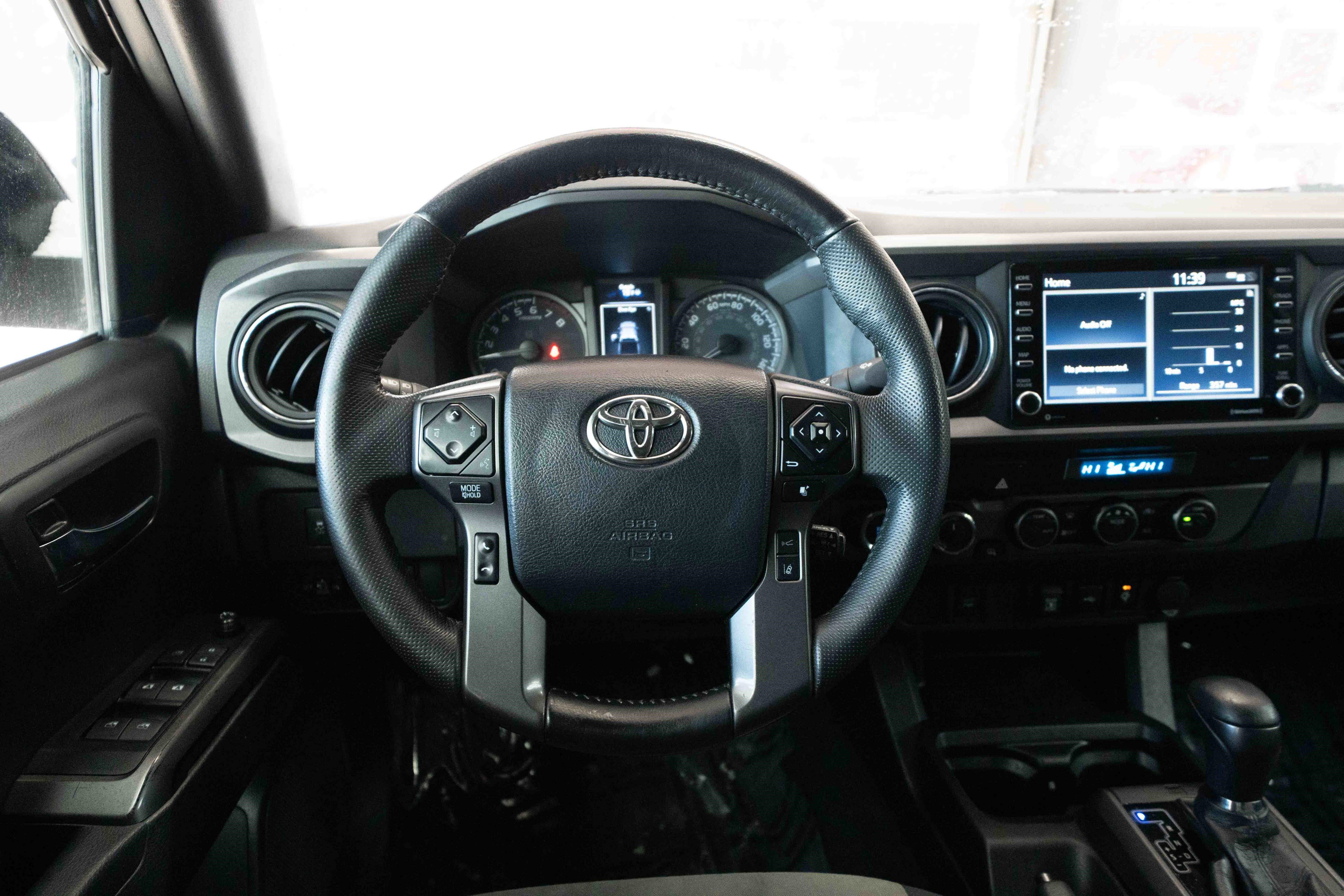 Used 2023 Toyota Tacoma TRD Off-Road image 21