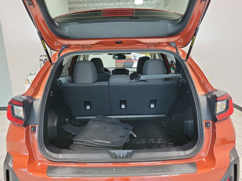 Used 2025 Subaru Crosstrek 2.0i Premium AWD/4WD image 14