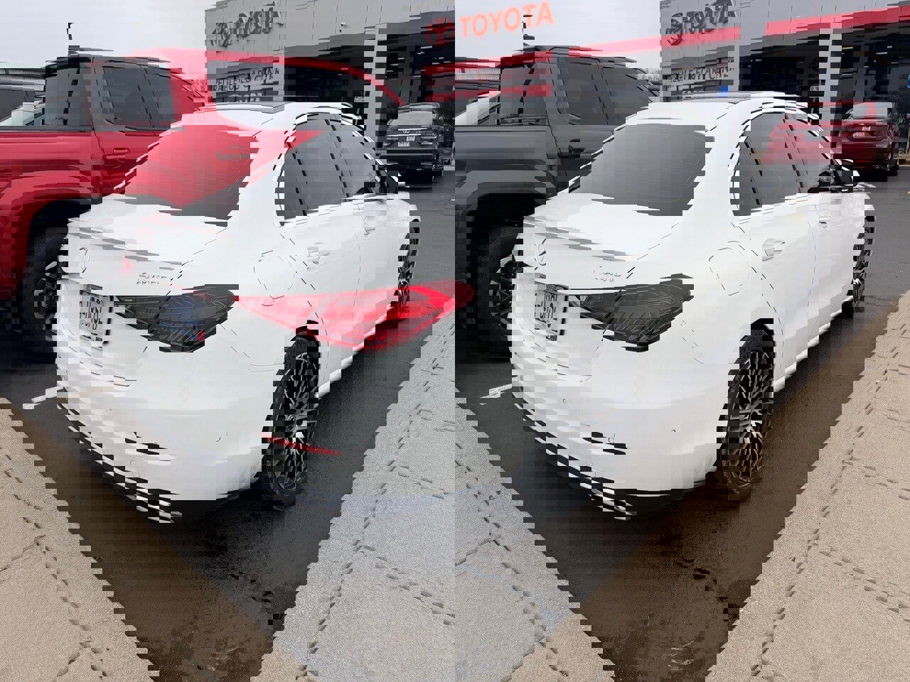 Used 2023 Mercedes-Benz C 300 4MATIC Sedan image 7