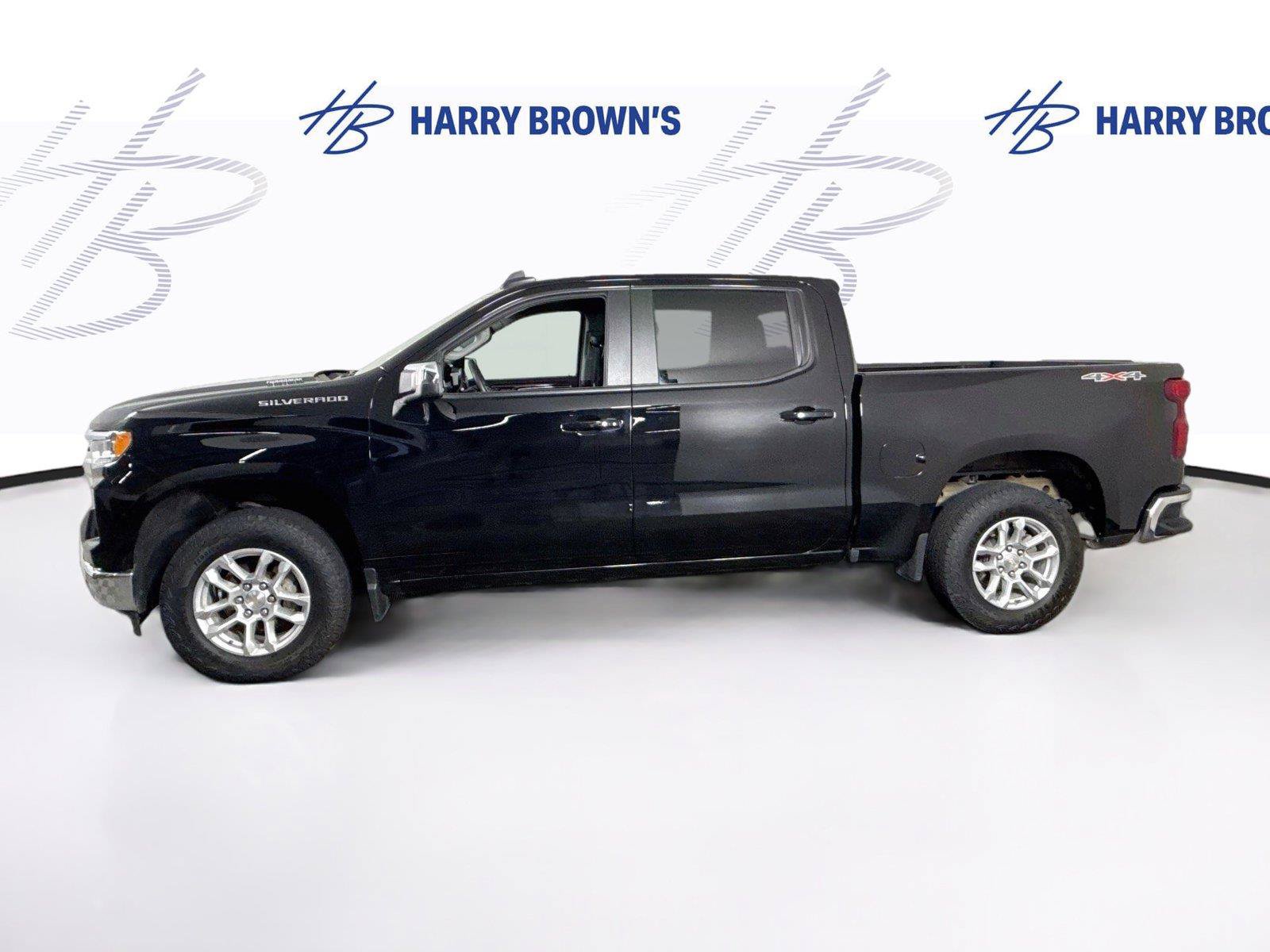 Used 2024 Chevrolet Silverado 1500 LT AWD/4WD image 26