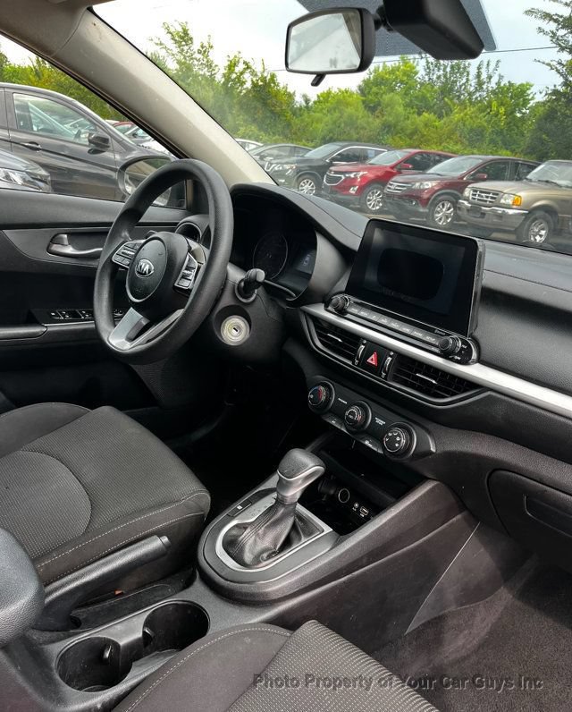 Used 2020 Kia Forte LXS FWD image 14