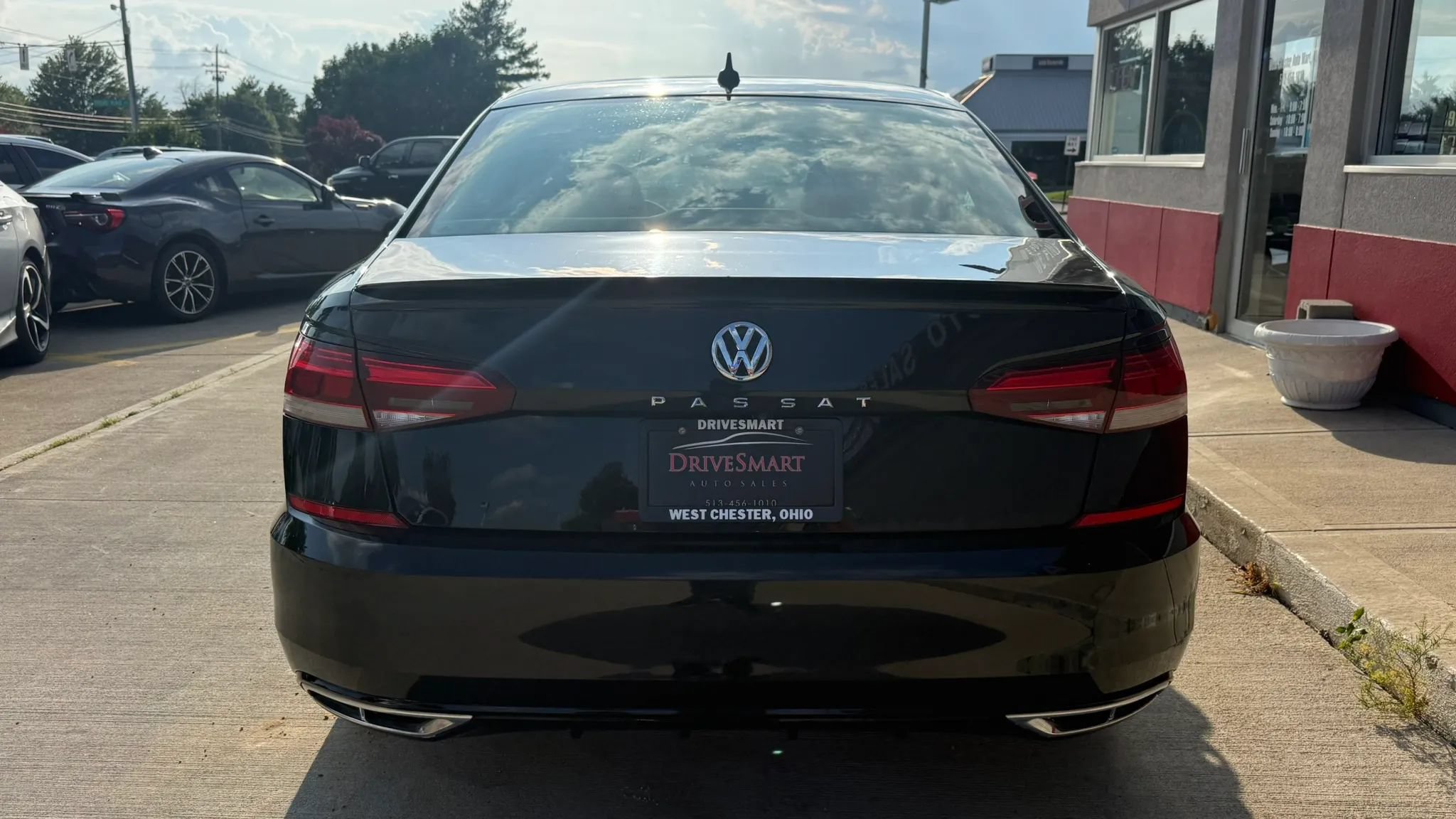 Used 2020 Volkswagen Passat 2.0T R-Line FWD image 8