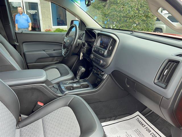 Used 2019 Chevrolet Colorado Z71 AWD/4WD image 16