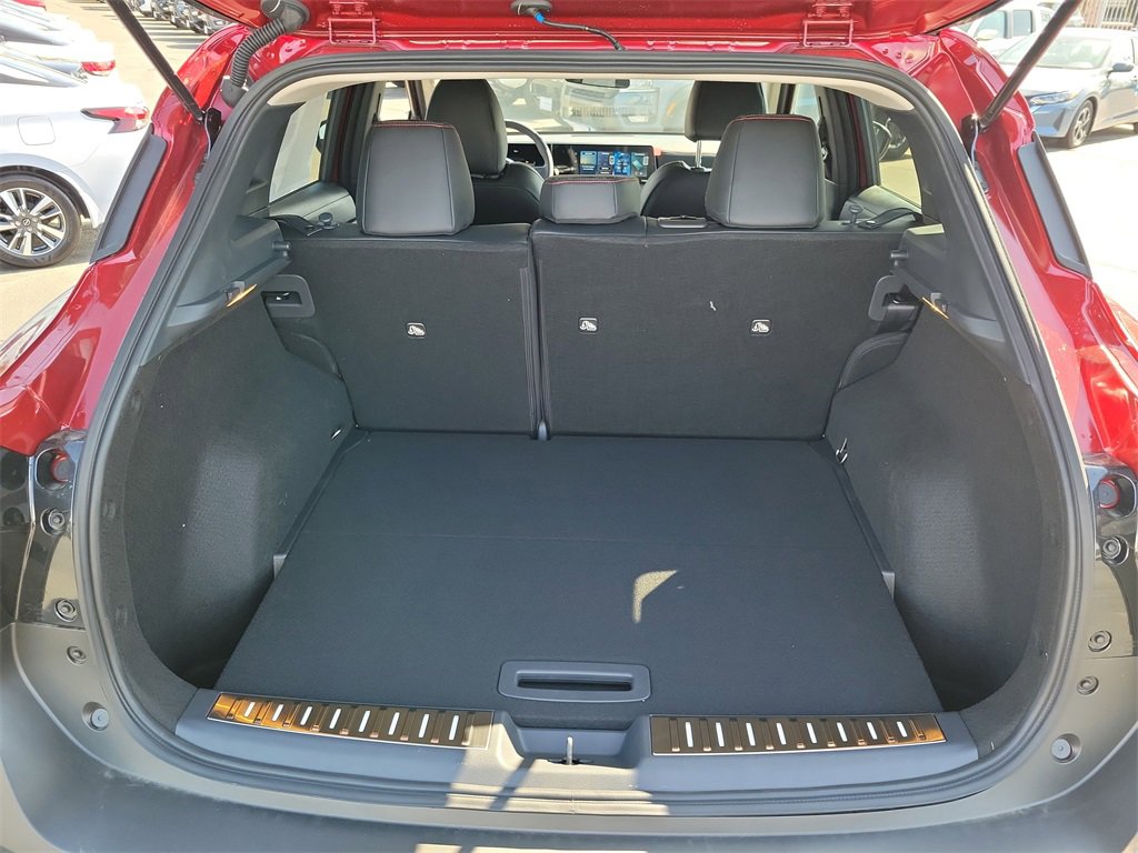 New 2026 Nissan Kicks SR w/ Illumination Package image 13