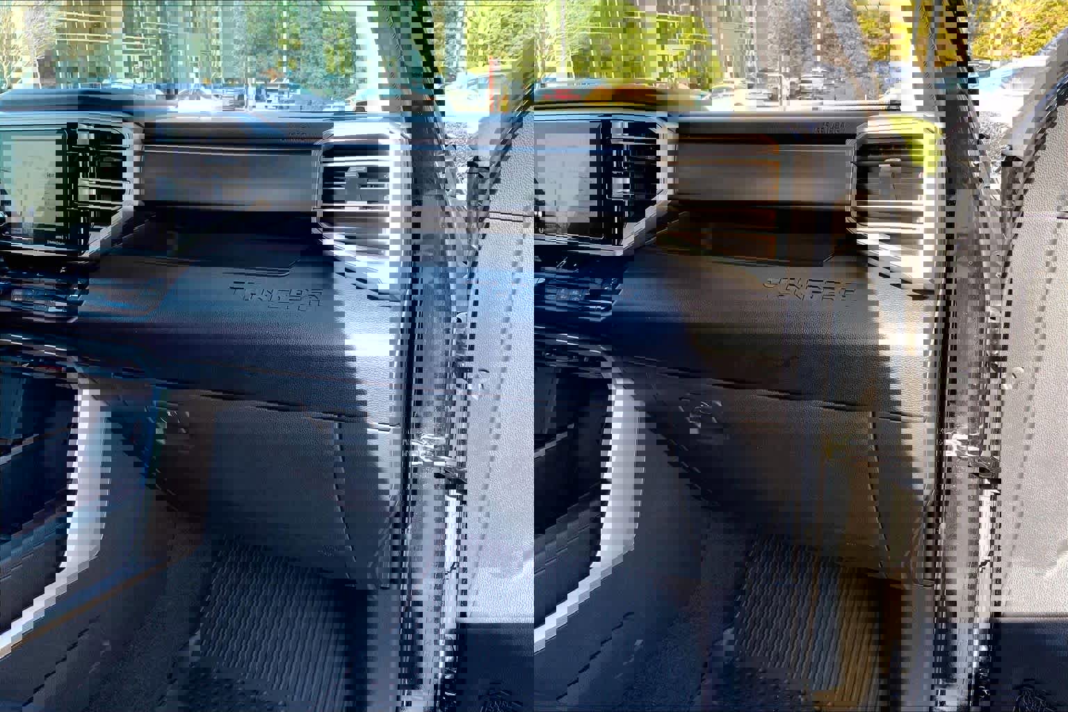 Used 2023 Toyota Tundra SR5 w/ SR5 Convenience Package image 18