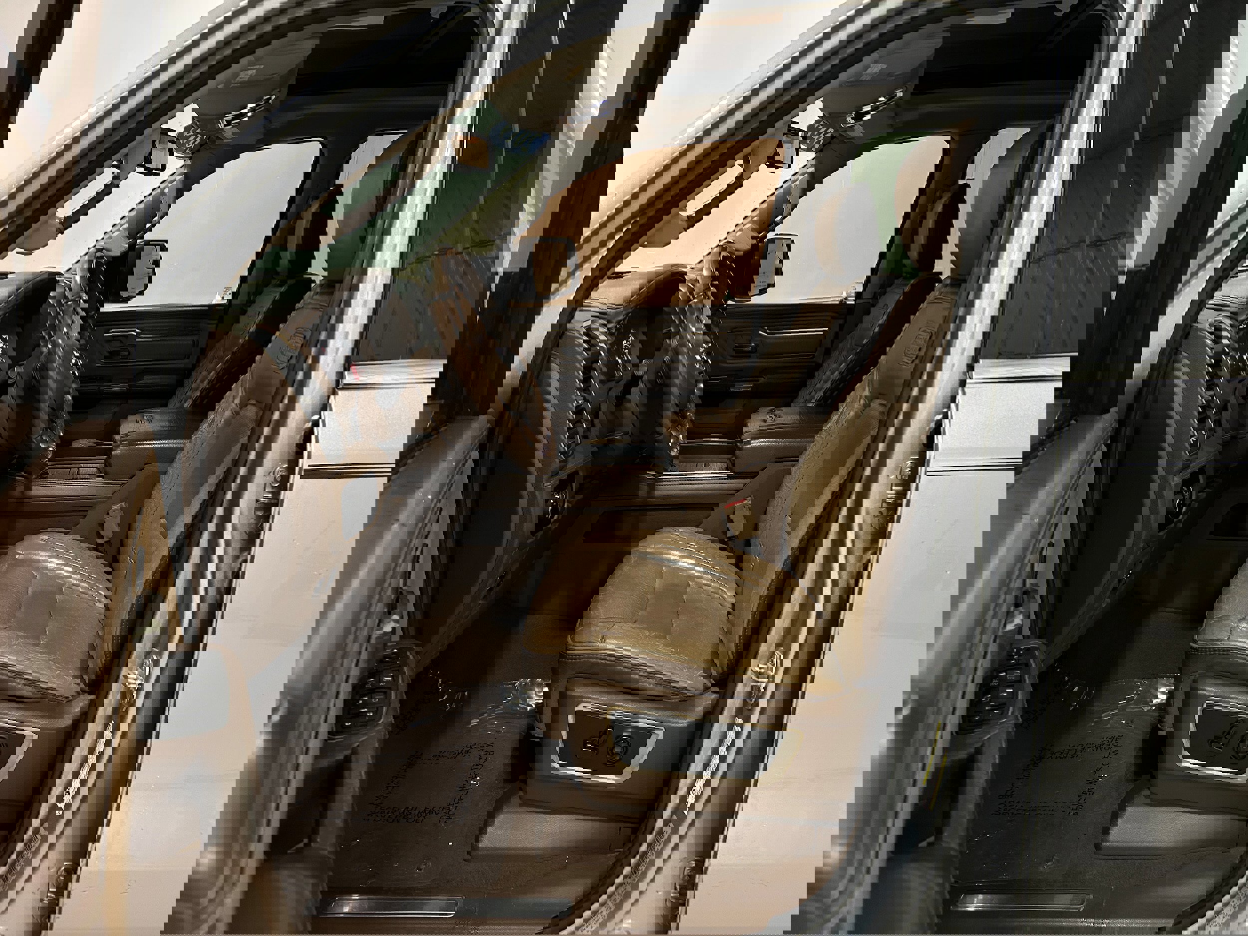 Used 2019 RAM 1500 Limited w/ Bed Utility Group image 4