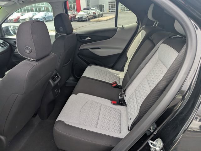 Used 2023 Chevrolet Equinox LS w/ LS Convenience Package image 9