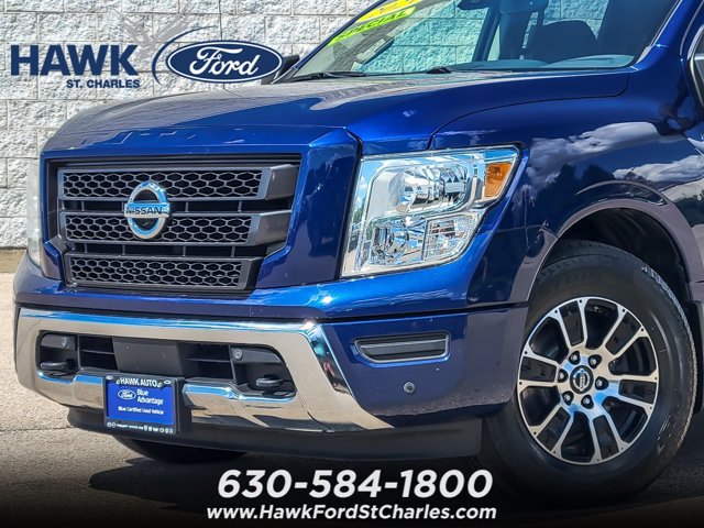 Used 2021 Nissan Titan SV w/ SV Convenience Package AWD/4WD image 2