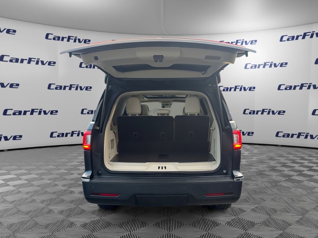 Used 2021 Lincoln Navigator Reserve w/ Luxury Package image 11
