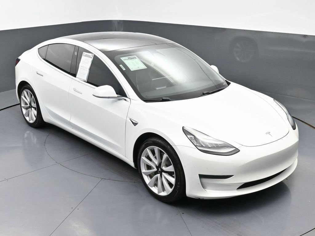 Used 2019 Tesla Model 3 Standard Range Plus image 45