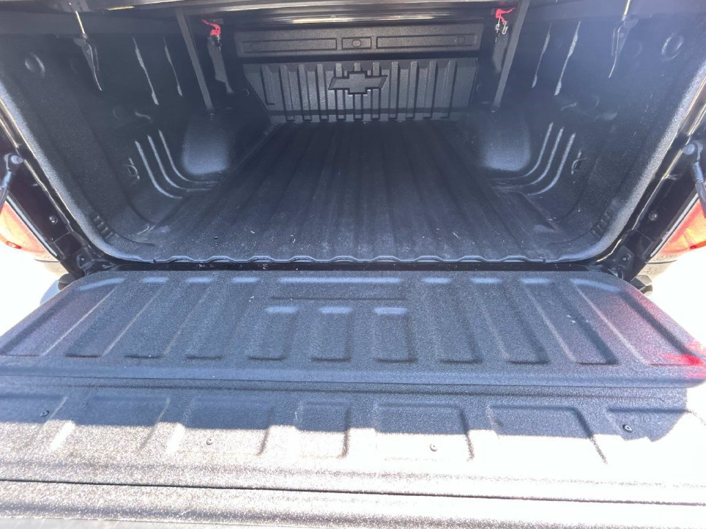 Used 2022 Chevrolet Colorado LT RWD image 11