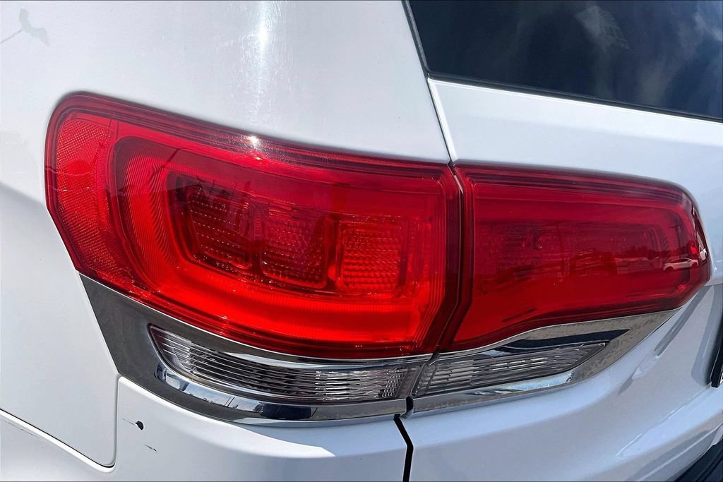 Used 2014 Jeep Grand Cherokee Limited AWD/4WD image 29