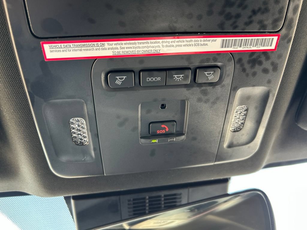 Used 2025 Toyota Camry XSE FWD image 33
