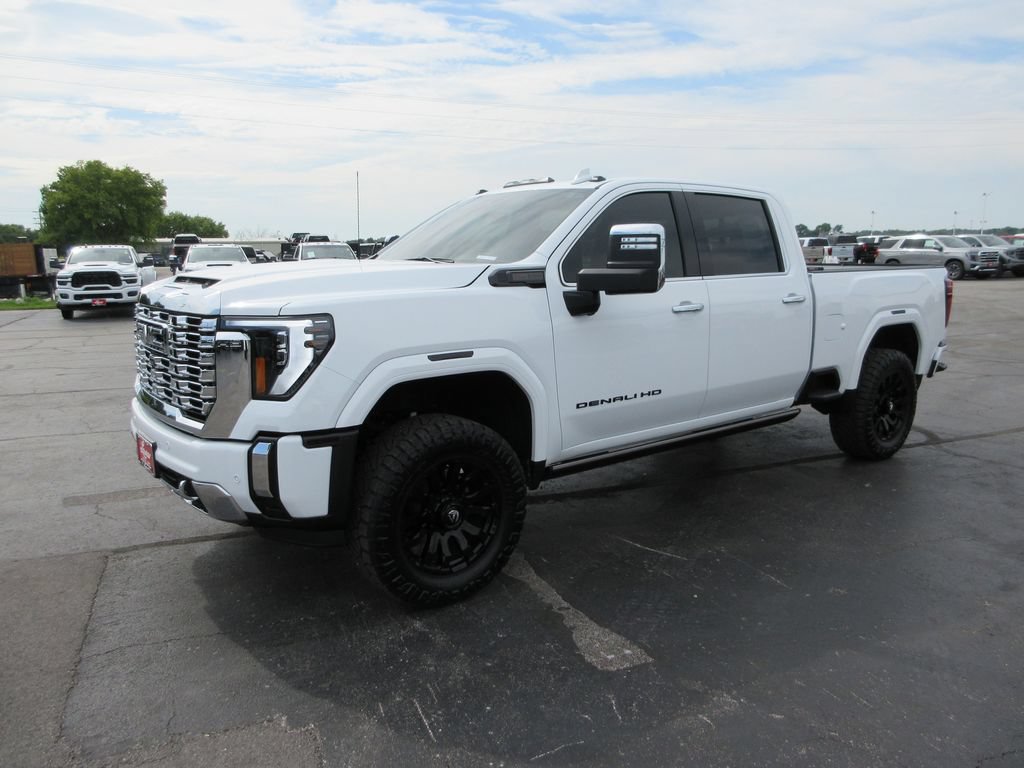 Used 2025 GMC Sierra 2500 Denali w/ Denali Reserve Package AWD/4WD image 13