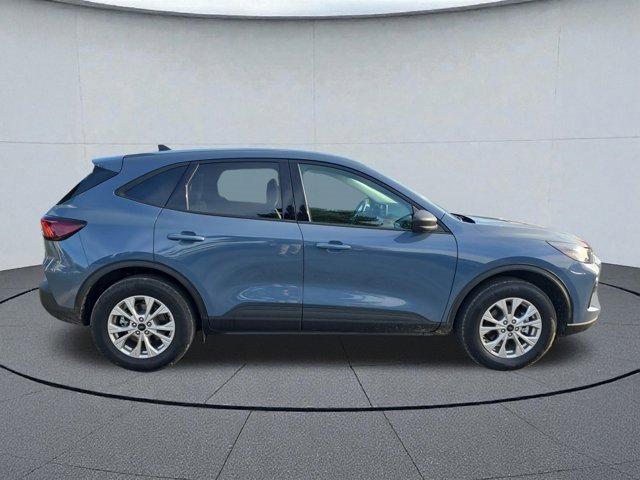 Used 2025 Ford Escape Active w/ Cold Weather Package image 6