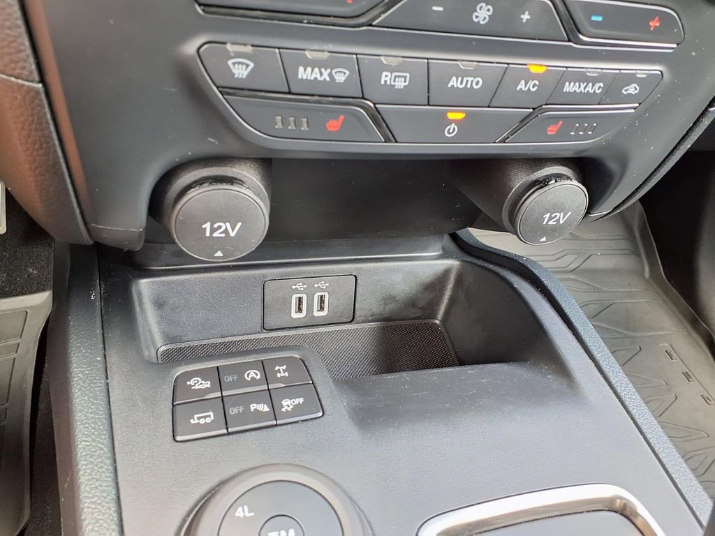 Used 2022 Ford Ranger Lariat w/ Tremor Off-Road Package AWD/4WD image 39