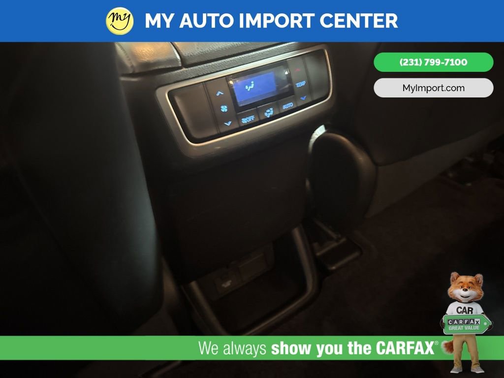 Used 2017 Toyota Highlander XLE image 27