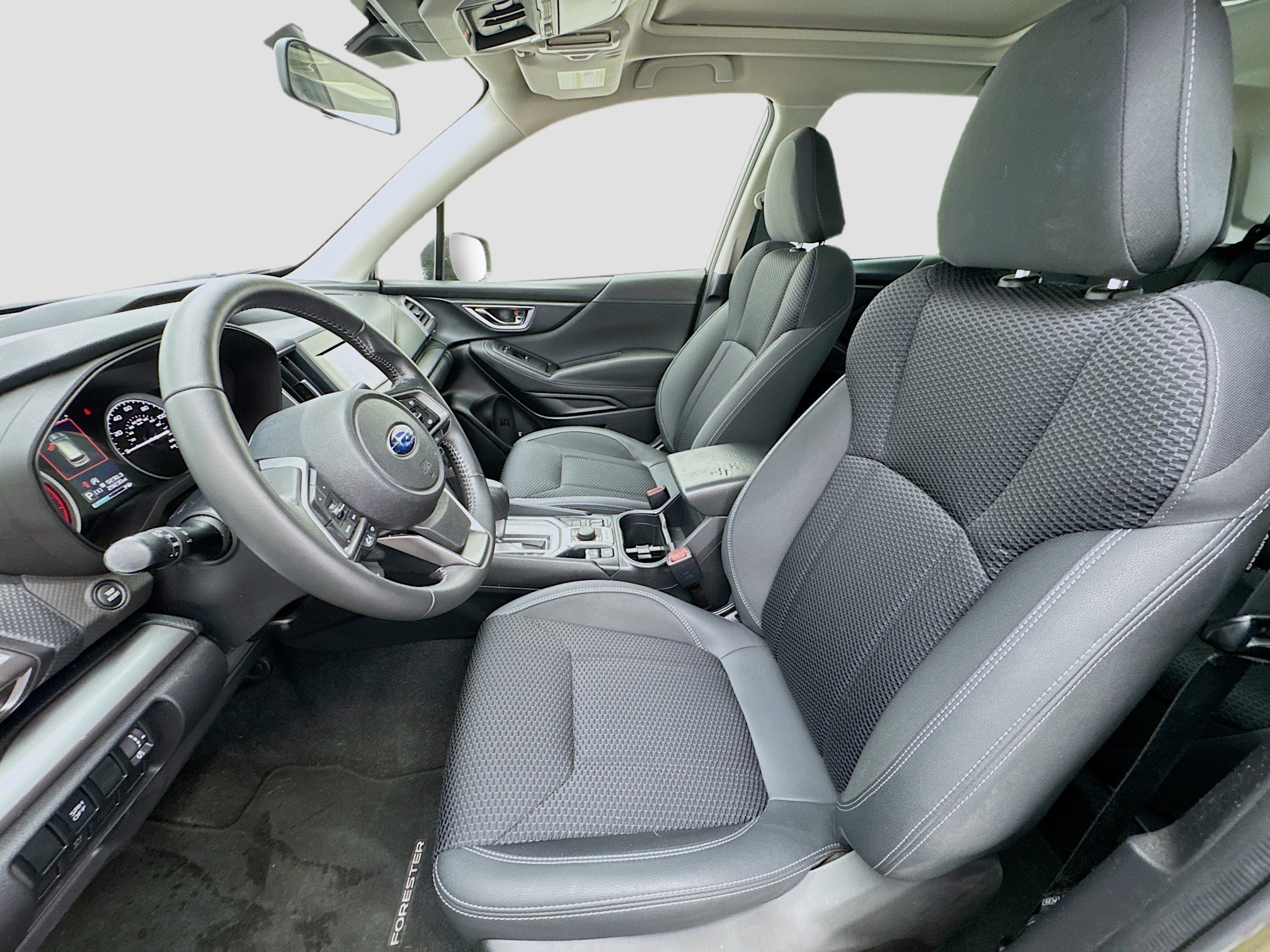 Used 2023 Subaru Forester Premium image 13