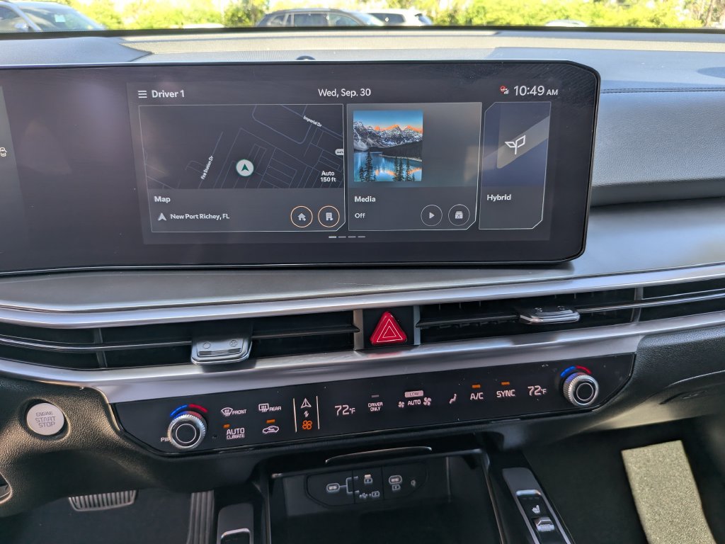 Certified 2025 Kia Sorento EX FWD image 25