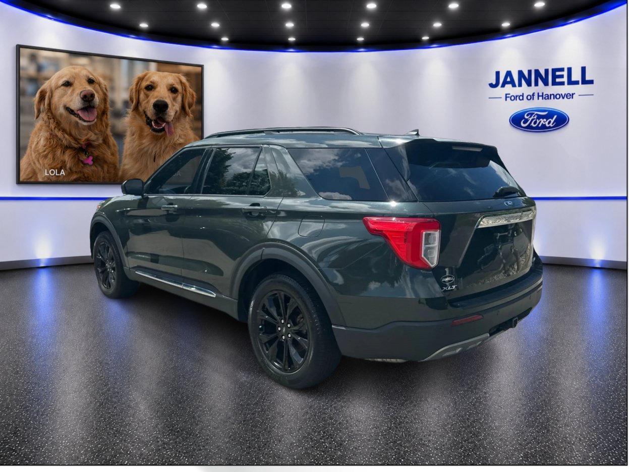 Used 2023 Ford Explorer XLT w/ Equipment Group 202A AWD/4WD image 8