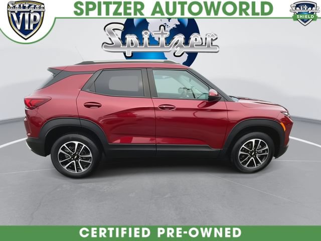 Used 2025 Chevrolet TrailBlazer LT w/ LT Cold Weather Package AWD/4WD image 9