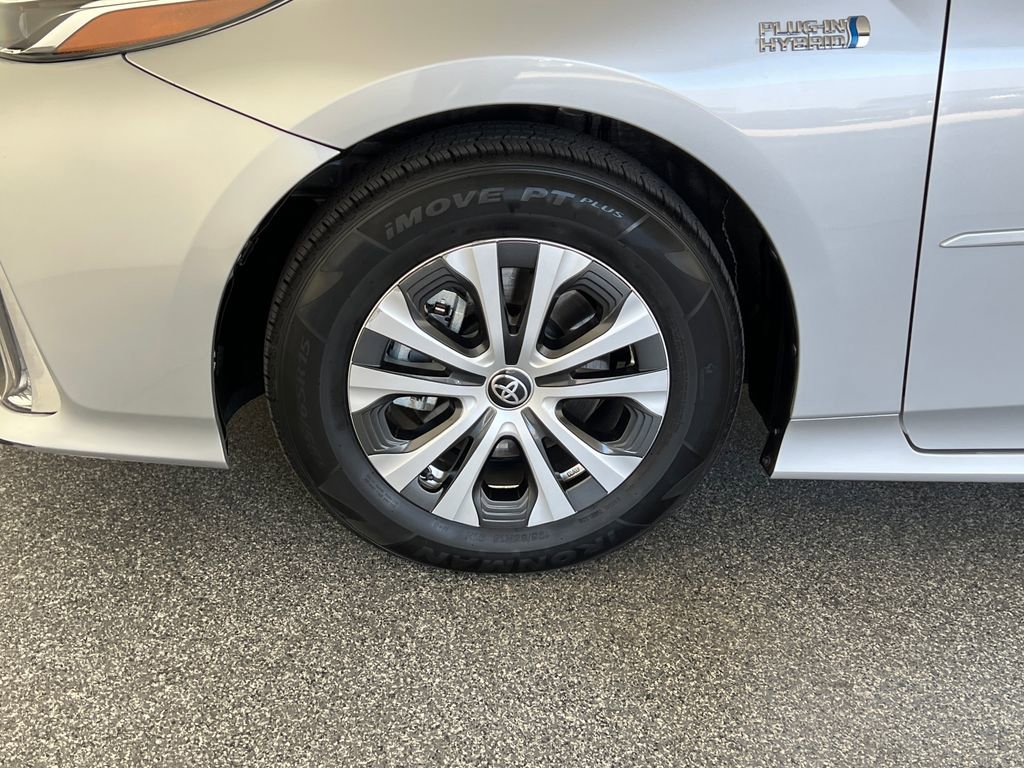 Used 2022 Toyota Prius Prime XLE FWD image 27