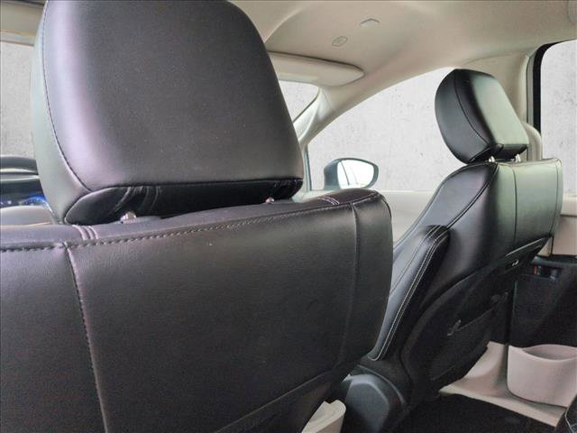 Used 2023 Chrysler Pacifica Touring-L FWD image 16