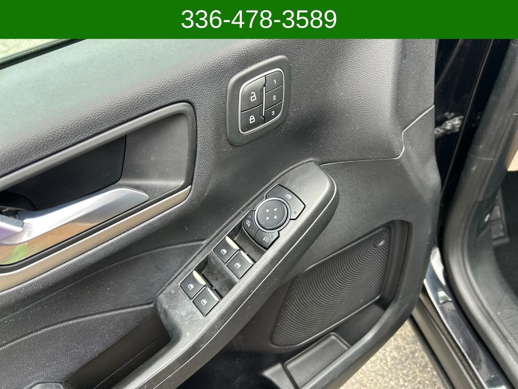 Used 2021 Ford Escape SEL w/ Technology Package FWD image 11