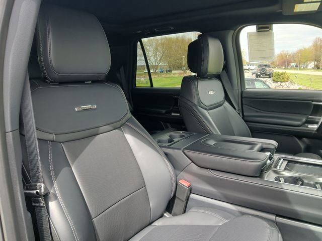 New 2026 Ford Expedition Max Platinum w/ Stealth Appearance Package AWD/4WD image 41