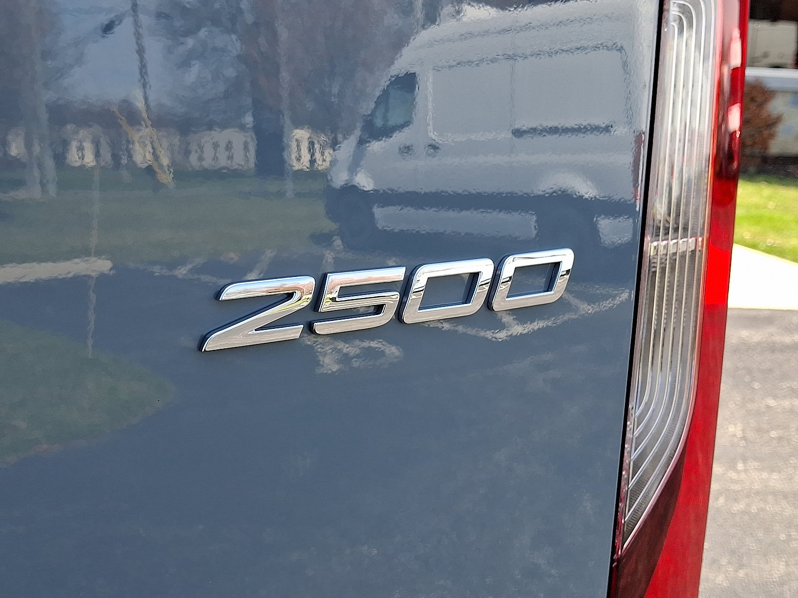 Used 2024 Mercedes-Benz Sprinter 2500 image 30