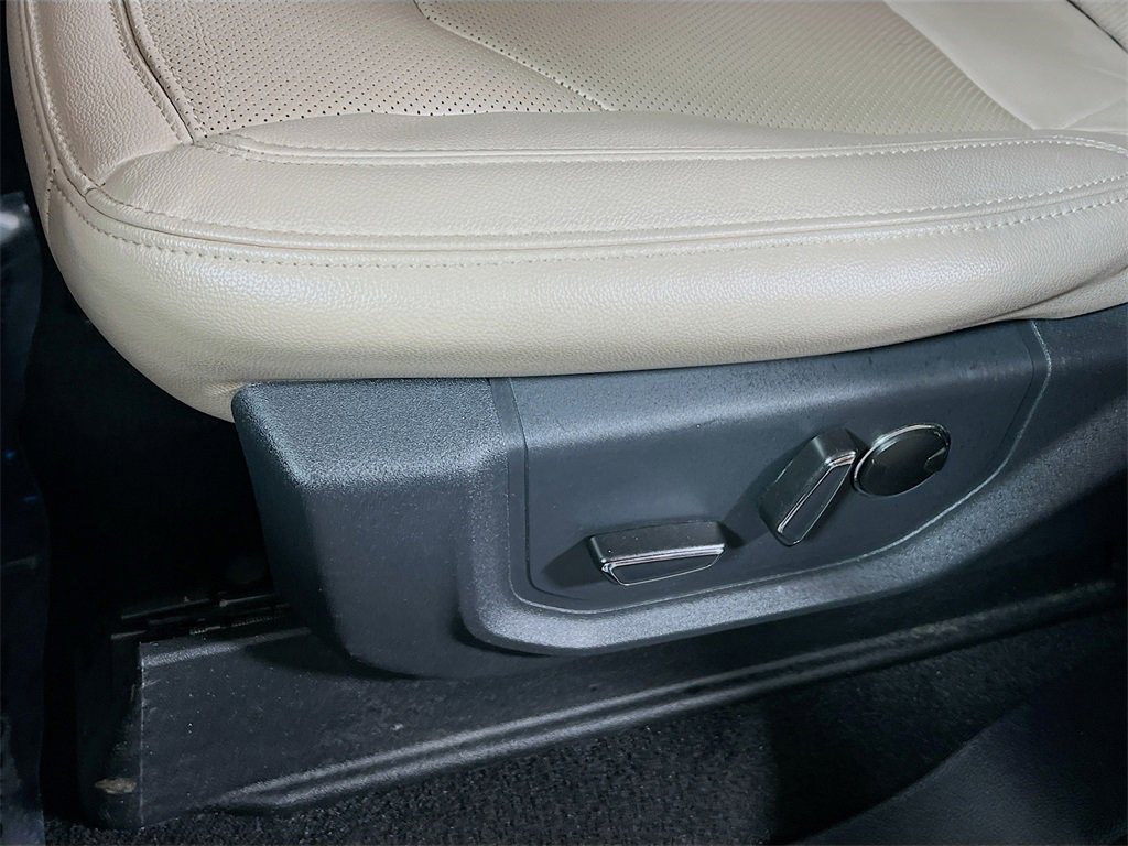 Used 2024 Ford Expedition Max Limited image 18