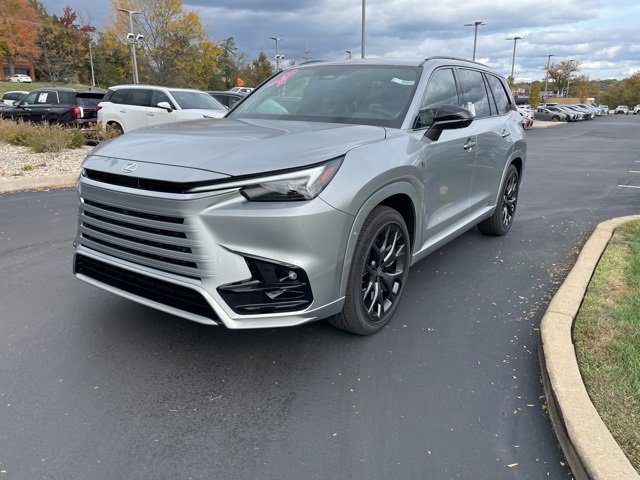 New 2026 Lexus TX 500h AWD image 7