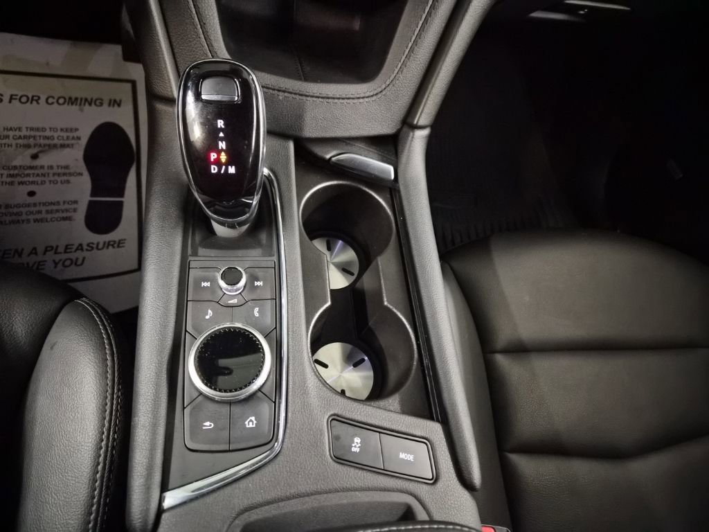 Certified 2024 Cadillac XT5 Luxury image 30