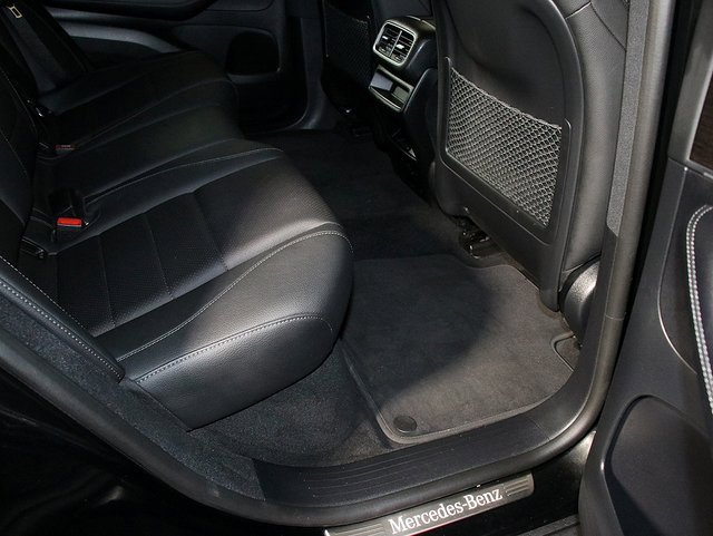 Used 2022 Mercedes-Benz GLE 350 4MATIC image 35