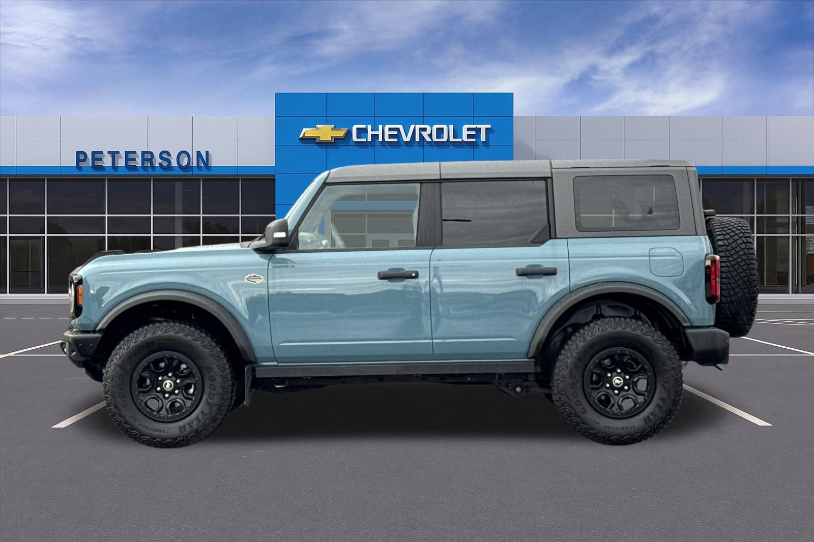 Used 2023 Ford Bronco Wildtrak image 7